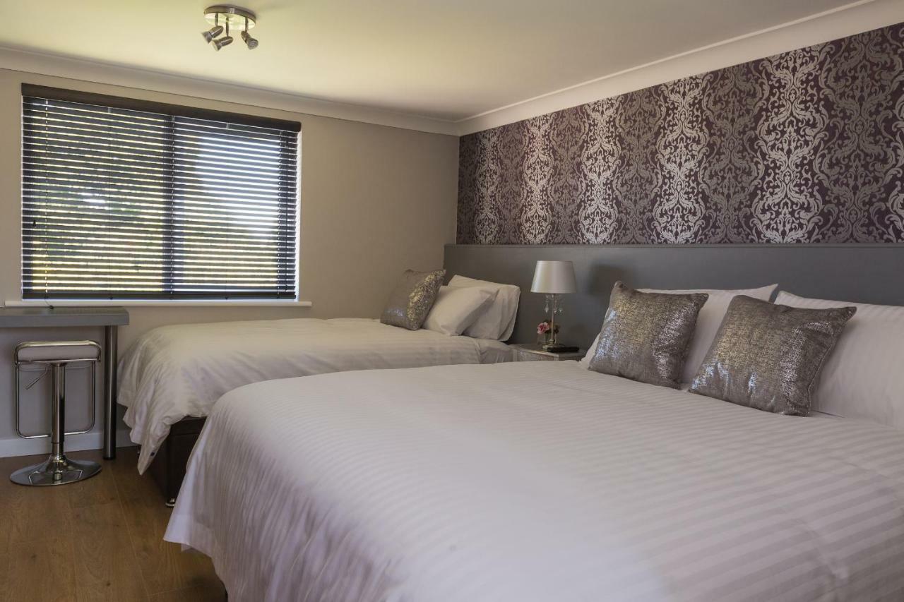 Bentleys Coast And Country B&B Lymington Exterior photo